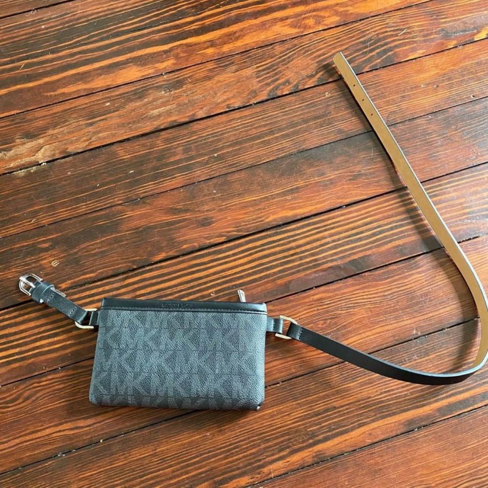 Michael Kors Belt Bag